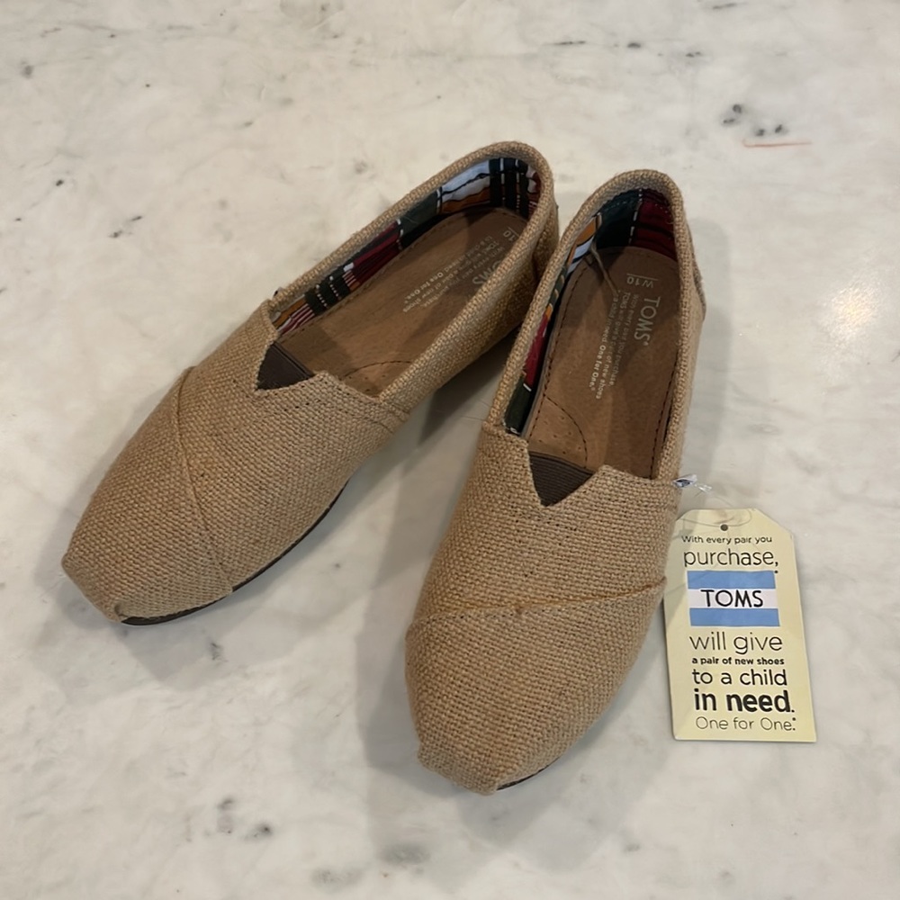 Brand new toms classic shoes